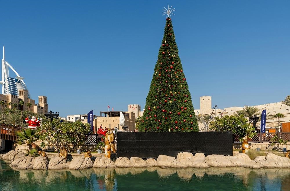 Best Christmas Destinations from Dubai: Festive Getaways for 2025